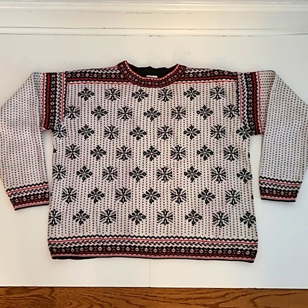 Hanna Anderson sweater